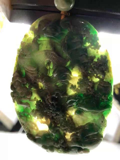 古玩玉器天然翡翠雕“山水牌”拍賣，當(dāng)前價(jià)格8600元