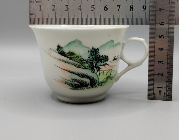 古玩陶瓷民國山水紋粉彩杯拍賣，當前價格560元