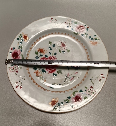 古玩陶瓷清雍乾-花卉紋粉彩盤拍賣，當前價格1500元