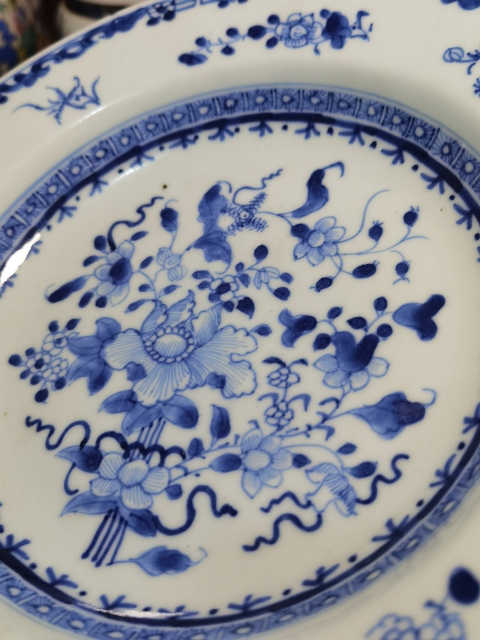 古玩陶瓷清早期?青花淡描花卉紋折沿盤拍賣，當前價格2000元