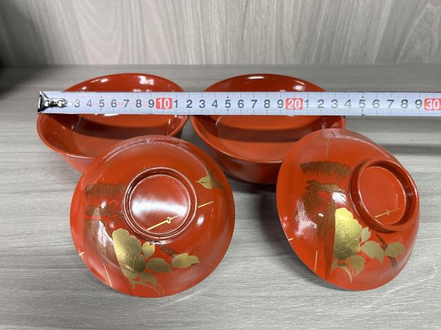 古玩雜項清晚期 描真金花卉紋木胎漆器蓋碗一對拍賣，當前價格230元