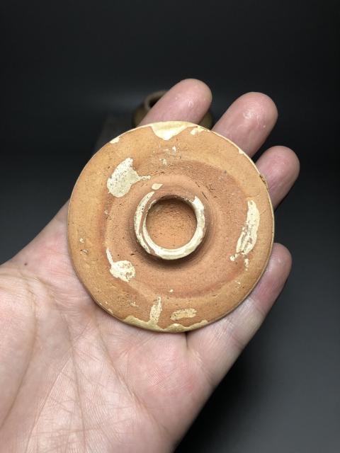 古玩陶瓷元明，龍泉窯黃釉蓋罐拍賣，當前價格2000元