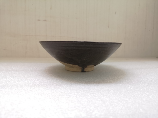 古玩陶瓷褐釉澀圈圈足疊燒工藝碗拍賣，當前價格680元