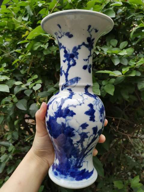 古玩陶瓷【8785-86】清晚期 青花富貴白頭圖鳳尾尊一對(duì)拍賣,當(dāng)前價(jià)格12000元