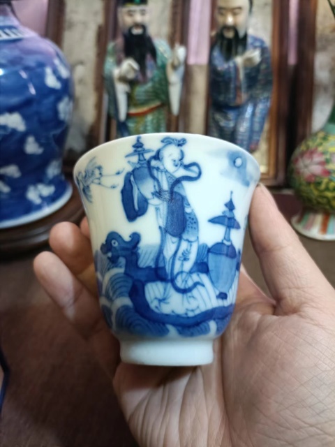 古玩陶瓷青花人物鈴鐺杯拍賣,當前價格8888元
