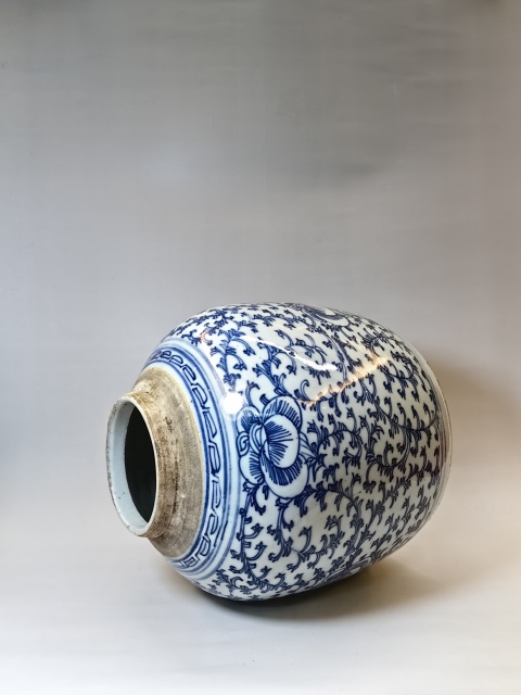 古玩陶瓷青花纏枝牡丹紋罐拍賣，當前價格1000元