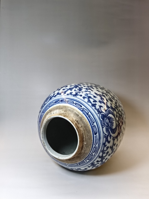 古玩陶瓷青花纏枝牡丹紋罐拍賣，當前價格1000元