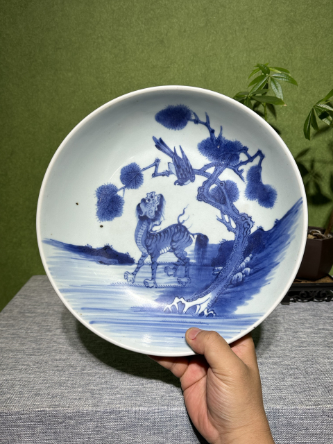 古玩陶瓷清代雍正青花抬頭見喜紋盤拍賣，當前價格26000元
