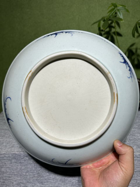 古玩陶瓷清代雍正青花抬頭見喜紋盤拍賣，當前價格26000元