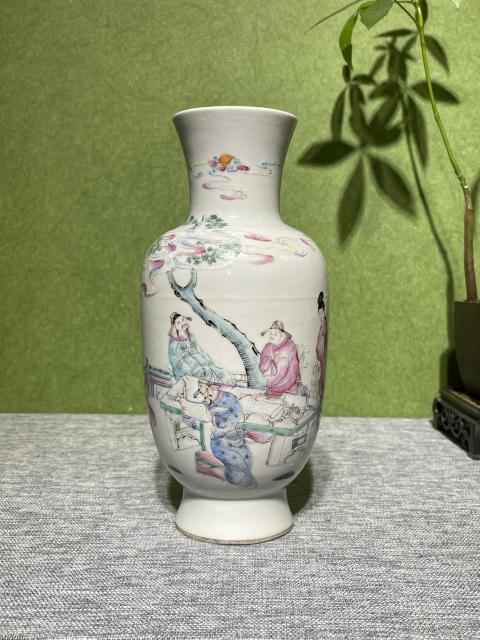 晚清民國粉彩人物故事紋瓶拍賣，當前價格12800元