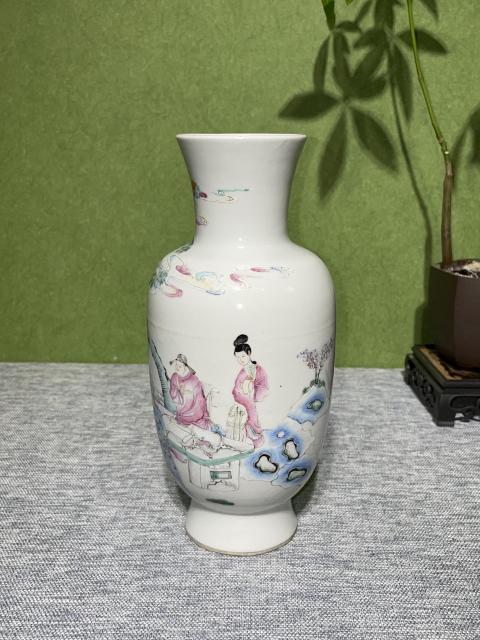 古玩陶瓷晚清民國粉彩人物故事紋瓶拍賣，當前價格12800元