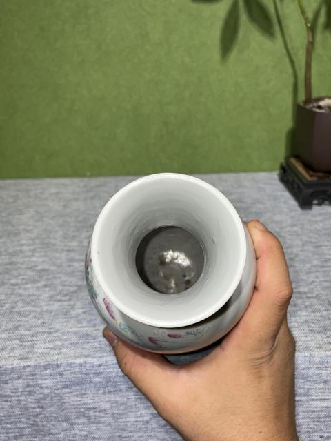 古玩陶瓷晚清民國粉彩人物故事紋瓶拍賣，當前價格12800元