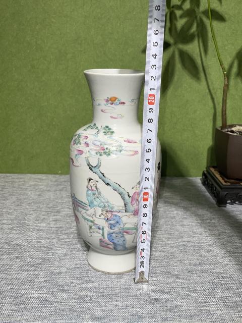 古玩陶瓷晚清民國粉彩人物故事紋瓶拍賣，當前價格12800元