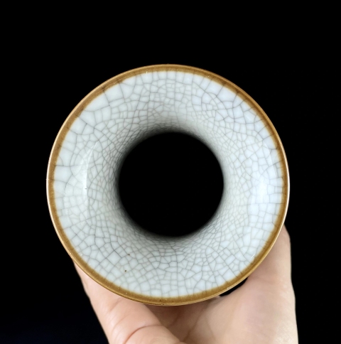 古玩陶瓷民國哥釉五彩鳳穿朝牡丹觀音瓶拍賣，當(dāng)前價(jià)格1180元