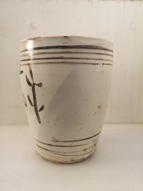 古玩陶瓷清早期磁州窯吉語紋缸拍賣，當(dāng)前價(jià)格580元