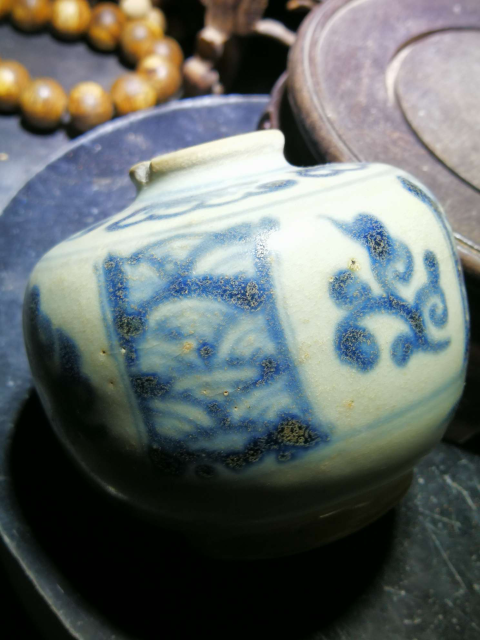 古玩陶瓷文房精品明中期青花花卉紋水盂拍賣，當前價格1200元