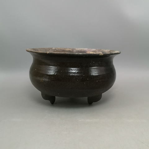 古玩陶瓷元末明初褐釉三足香爐拍賣,當前價格1888元