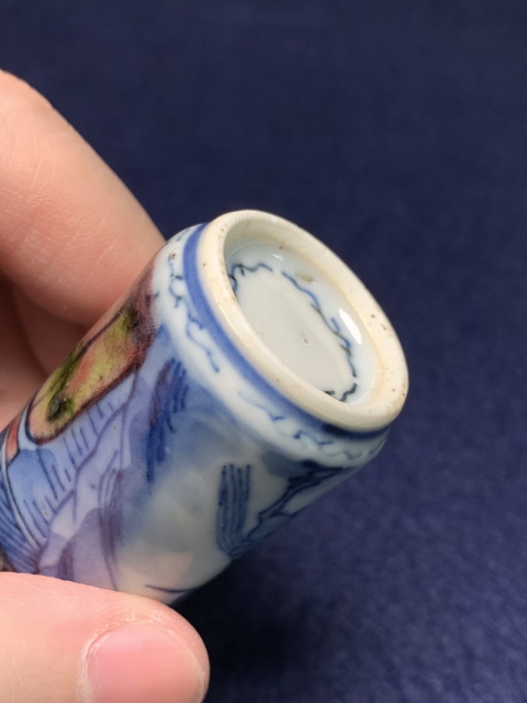 古玩陶瓷【精品】晚清青花釉里紅刀馬人物故事圖鼻煙壺拍賣(mài),當(dāng)前價(jià)格15800元