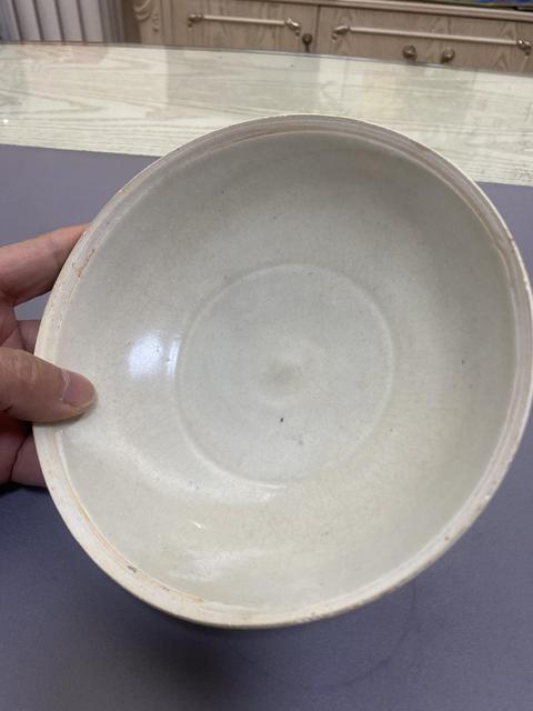 古玩陶瓷青白釉刻仰蓮紋面包碗,平臺不允許估價拍賣,當前價格2300元