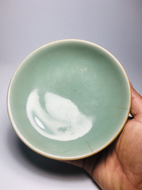 古玩陶瓷大清嘉慶年制款豆青釉盤拍賣,當前價格888元