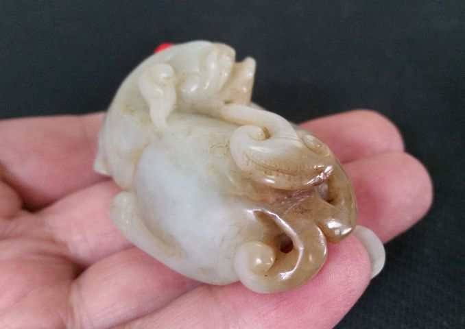 古玩玉器和田玉雕“瑞獸”把件拍賣,當(dāng)前價(jià)格800元