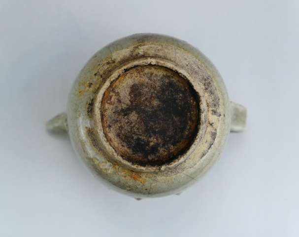 古玩陶瓷明代（BeiSong).哥釉執壺（1368年-1644年）拍賣，當前價格12000元