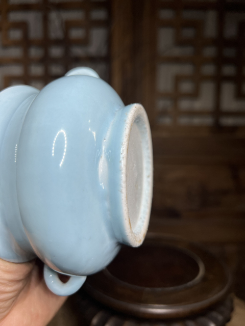 古玩陶瓷【精品民國】天藍釉雙耳琴爐拍賣，當前價格5000元