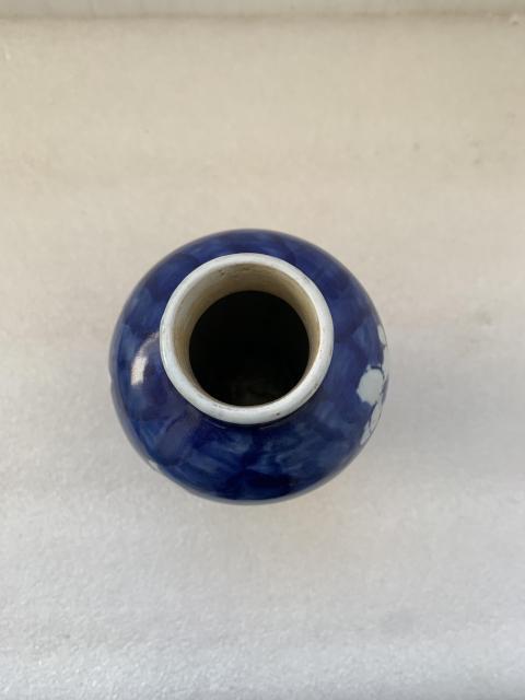 古玩陶瓷青花留白冰梅紋雞腿蓋瓶拍賣，當(dāng)前價(jià)格480元