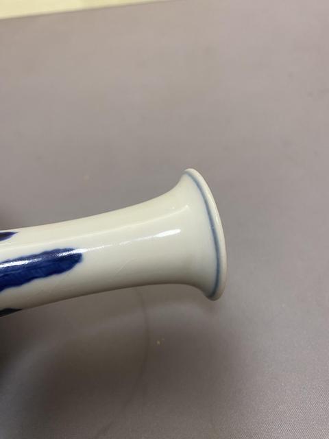 古玩陶瓷清乾隆青花纏枝花卉紋瓶拍賣,當前價格4600元