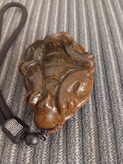 古玩玉器地方玉玄武拍賣，當(dāng)前價(jià)格6988元