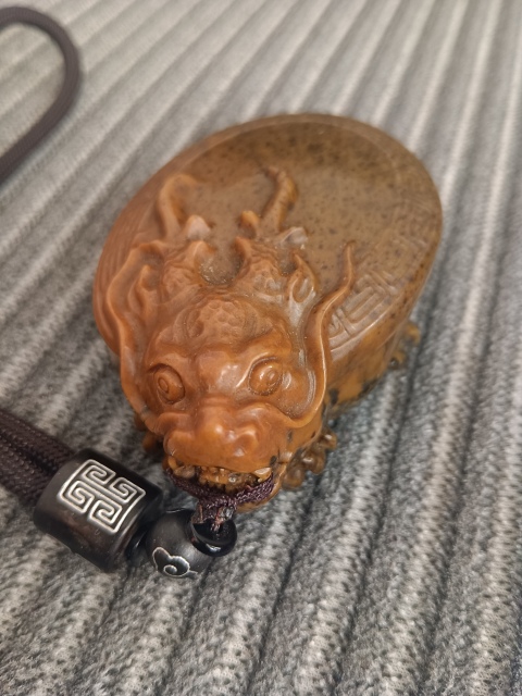 古玩玉器地方玉玄武拍賣，當(dāng)前價(jià)格6988元