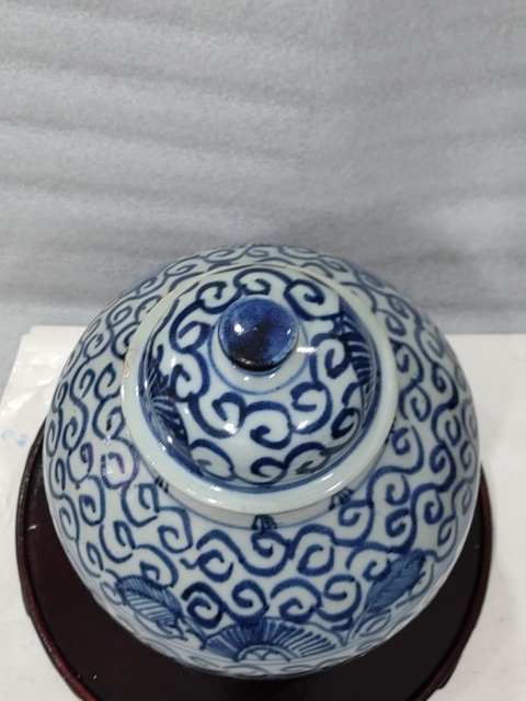 古玩陶瓷青花花卉紋蓋罐拍賣,當前價格6888元