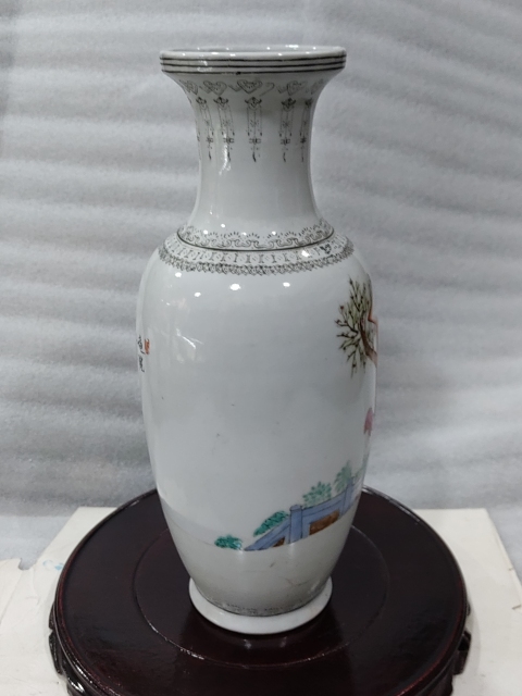 古玩陶瓷仕女紋彩繪瓶拍賣,當前價格1280元