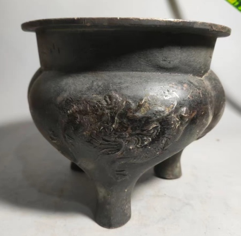 古玩銅器爐子拍賣，當前價格56800元