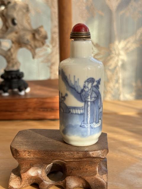 古玩陶瓷青花人物鼻煙壺精品拍賣，當前價格3880元