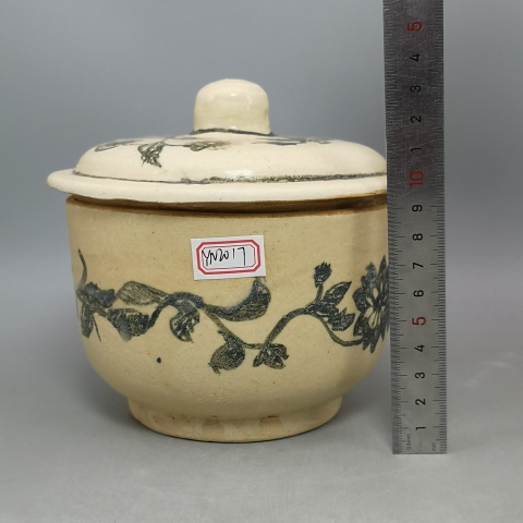 古玩陶瓷明代花卉紋褐彩蓋罐拍賣，當前價格800元