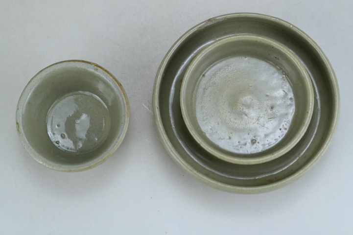 古玩陶瓷明代龍泉窯青瓷杯和托拍賣，當(dāng)前價(jià)格1680元