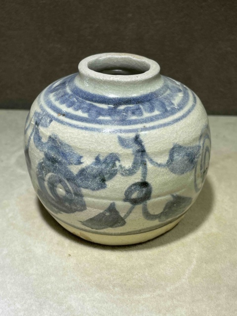 古玩陶瓷明代花卉紋青花水盂拍賣，當(dāng)前價(jià)格888元