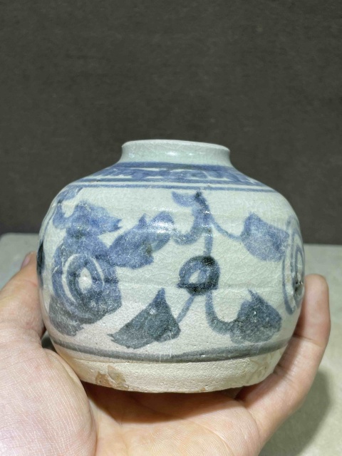 古玩陶瓷明代花卉紋青花水盂拍賣，當(dāng)前價(jià)格888元