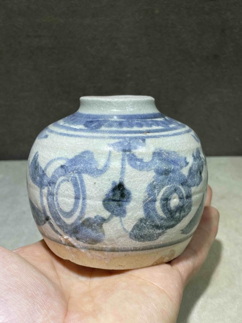古玩陶瓷明代花卉紋青花水盂拍賣，當(dāng)前價(jià)格888元
