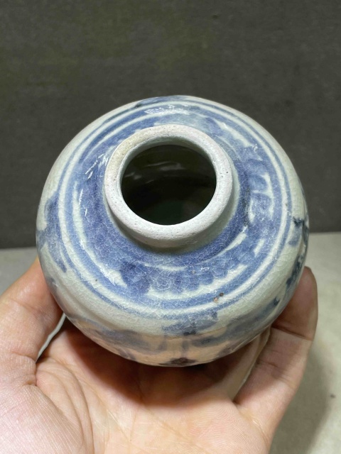 古玩陶瓷明代花卉紋青花水盂拍賣，當(dāng)前價(jià)格888元