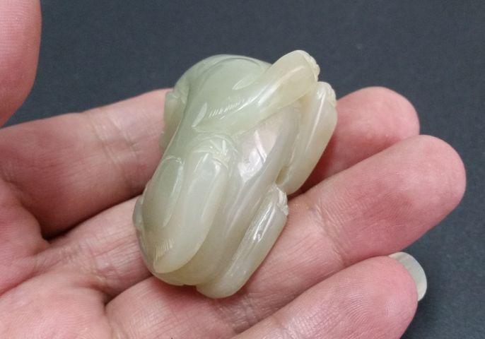古玩玉器和田玉雕“瑞獸”把件拍賣，當前價格528元