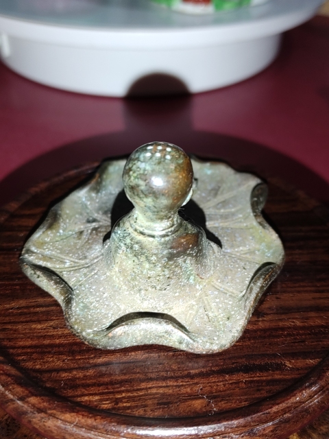 古玩雜項銅荷葉座佛香插擺件拍賣,當前價格188元