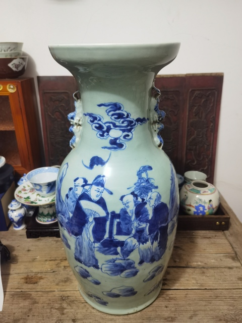 古玩陶瓷清中晚青花人物故事紋盤口瓶拍賣，當前價格6000元