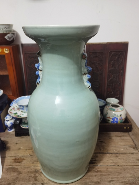 古玩陶瓷清中晚青花人物故事紋盤口瓶拍賣，當前價格6000元