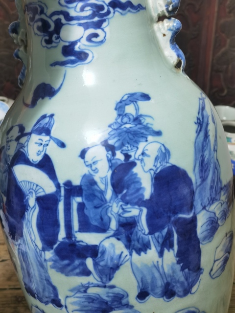 古玩陶瓷清中晚青花人物故事紋盤口瓶拍賣，當前價格6000元