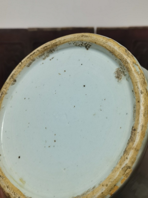 古玩陶瓷清中晚青花人物故事紋盤口瓶拍賣，當前價格6000元