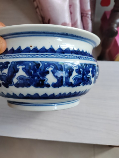 古玩陶瓷拐子龍紋青花香爐拍賣,當前價格6888元