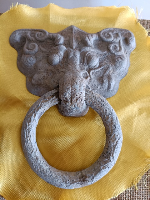 古玩陶瓷館藏級珍品漢代灰陶鋪首銜環拍賣，當前價格1880元