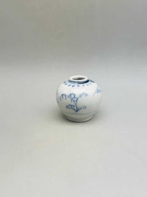 古玩陶瓷明青花花鳥紋精品水盂拍賣，當(dāng)前價(jià)格3880元
